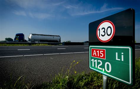 Vanaf Morgen Gaat De Maximum Snelheid Op Deze Wegen Omlaag