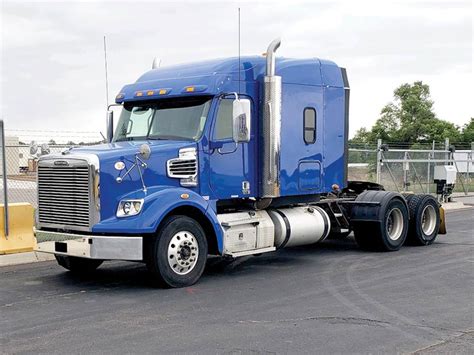 Freightliner Coronado Sd Sleeper Semi Truck Mid Roof Xt