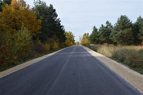 Wyremontowano drogi powiatowe w gminie Gowarczów zdjęcia TKN24