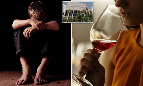 Queensland Mother Has Sex With Year Old Boy On Her Daughter S Bed Daily Mail Online