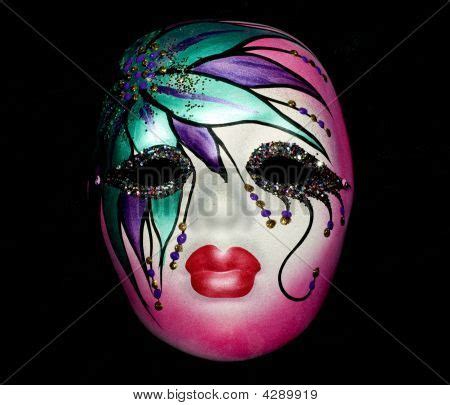 Mardi Gras Mask Images, Illustrations, Vectors - Mardi Gras Mask Stock Photos & Images | Bigstock