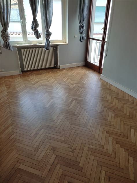 Parquet A Spina Di Pesce Con Cornice Orlandi Parquet Roma Frosinone