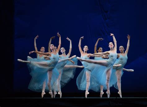 Balanchine’s Serenade ©The George Balanchine Trust. Photo by Rosalie O ...