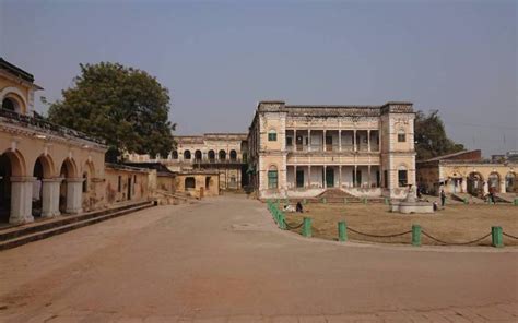 Ramnagar Fort Varanasi, History, Timing, Entry Fee, Images