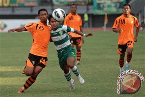 Persebaya 1927 Taklukkan Persibo Bojonegoro 5 1 ANTARA News