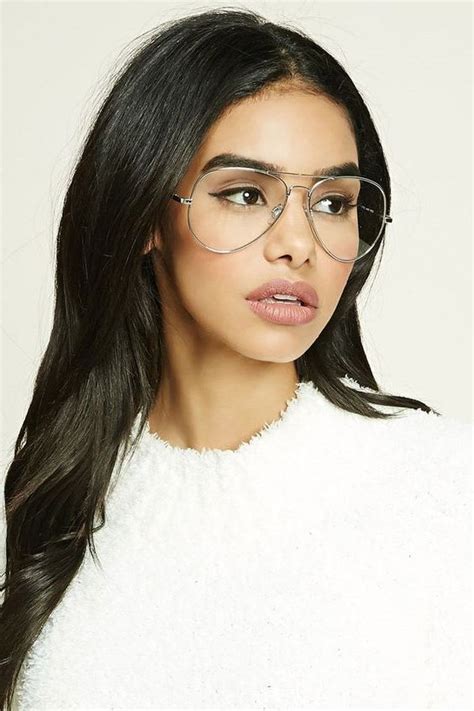 Eyewear Trends For Women 2023 LadyFashioniser Eyewear Trends