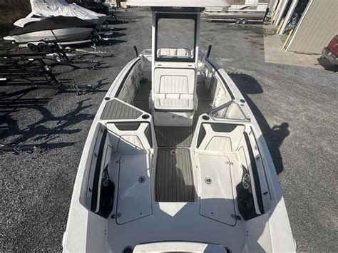 Used 2022 Yamaha Boats 255 Fsh® Sport E 16657 James Creek Boat Trader