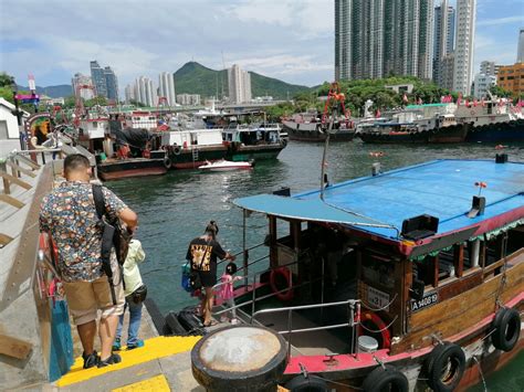 香港受熱帶風暴“馬鞍”影響 發出三號強風信號 社會 香港中通社