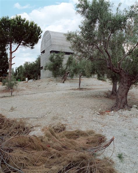 Gallery of Art Warehouse in Greece / A31 Architecture - 10