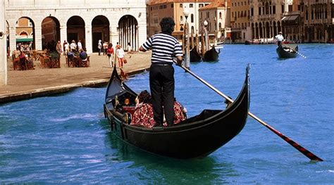 Venice Gondola Rides - Information and prices on the gondolas