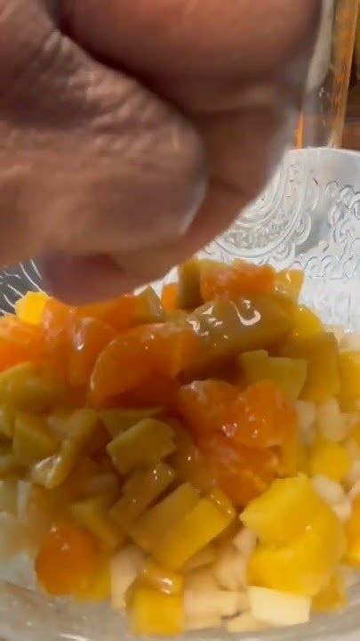 🍐🍎🍊 Rafraîchissez Vous Avec La Délicieuse Salade De Fruits Préparée Par Sœur Madeleine Sr