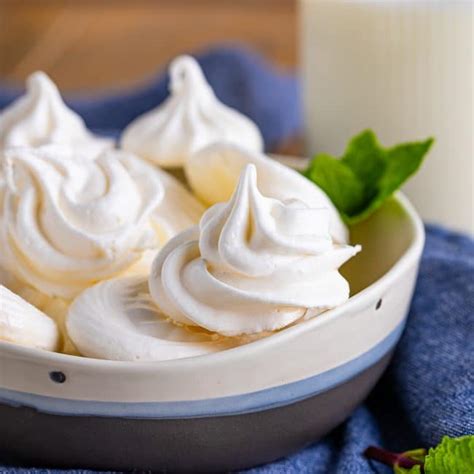 The Best Vanilla Meringue Cookies Recipe