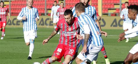 Diretta Cremonese Spal Risultato Finale 2 0 Baez Nel Finale Chiude