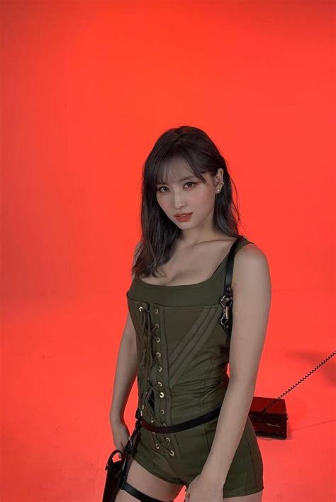 God Im So Horny For Momo She Is So Fine It Really Makes Me Feel Weak Unless I Could Really Fuck