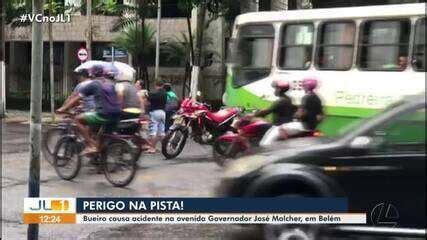 Motociclista Perde Controle Da Dire O Por Causa De Buraco Na Av Jos