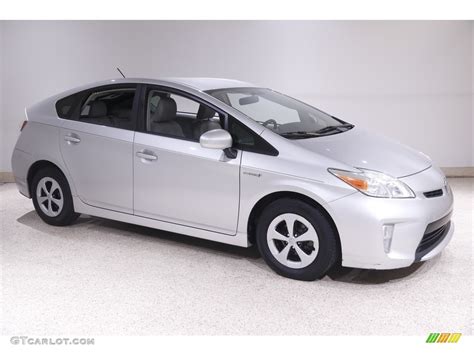 2013 Classic Silver Metallic Toyota Prius Three Hybrid 144062089 Photo