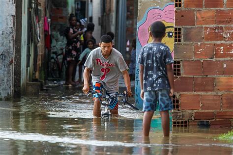 Jornal Correio Salvador Registra Maior Volume De Chuva No Brasil Em 24h