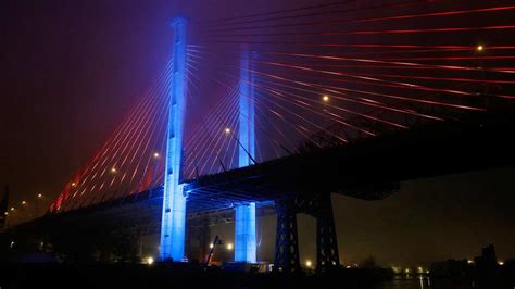 New span at Kosciuszko Bridge opens with light show - ABC7 New York