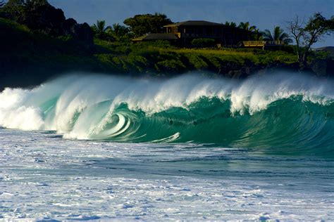 Waimea Bay/Pinballs Surf Photo by Kjell van Sice | 8:56 pm 13 Dec 2013