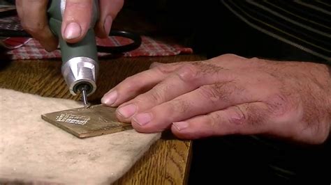 Grawerowanie ręczne, moje początki - YouTube