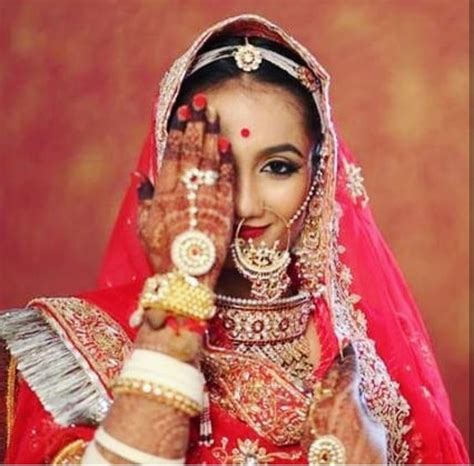 Shivani Rathore 💫 Rajasthani Bride Bride Photoshoot Rajasthani Dress