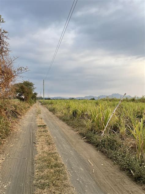 Tuy, Batangas, Philippines : r/RoadPorn