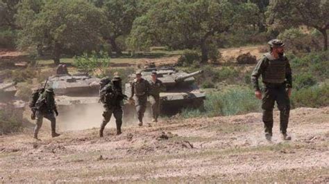 Los Militares Que Entraron En El Agua En El Ejercicio Mortal De Cerro