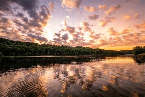 28 Best Ohio State Parks To Explore This Year
