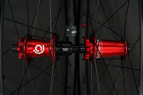 Industry Nine Adds Colorful Hydra Classic Hub Option For S Series