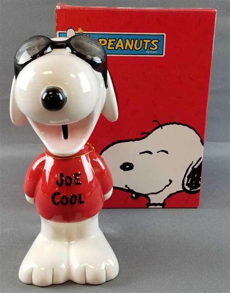 Sold At Auction Peanuts Westland Joe Cool Snoopy Bank