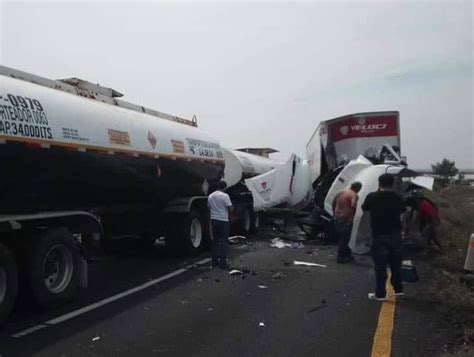 Cierran Autopista La Tinaja Cosoleacaque Por Accidente Vehicular E Veracruzmx Periódico