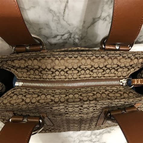 Coach Soho Signature Brown Shoulder Bag Gem