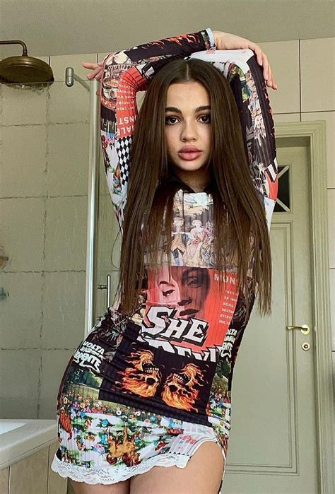 Valya Karnaval Валя Карнавал Nude SexyStars online Hottest Celebrity Women and Famous Guys