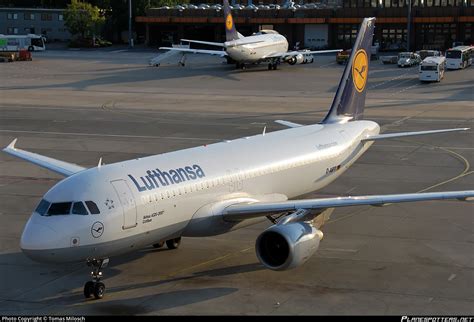 D Aipt Lufthansa Airbus A Photo By Tomas Milosch Id