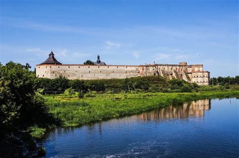 Меджибізький замок