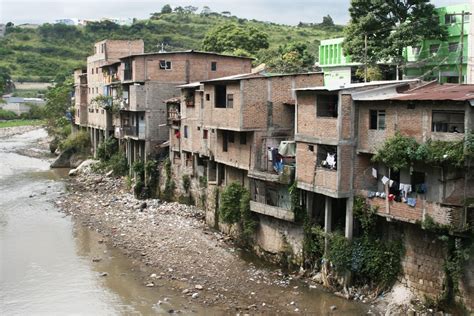 Image Tegucigalpa Honduras Riverside Houses