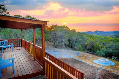 Canyon Lake Cabin Rentals from $75 | HomeToGo