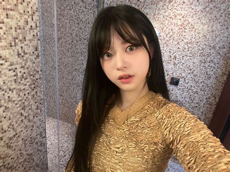 Illits Minju Draws Attention For Her Eye Catching Beauty As A Rookie