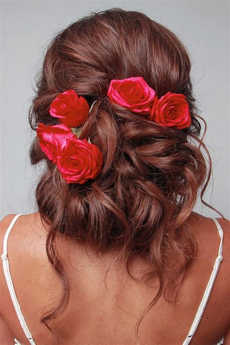 Wedding Hairstyles With Flowers 30 Looks And Expert Tips Flowers In Hair Prom Hairstyles For