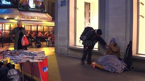 Paris France December 31 2016 Poor Immigrant Sitting On The