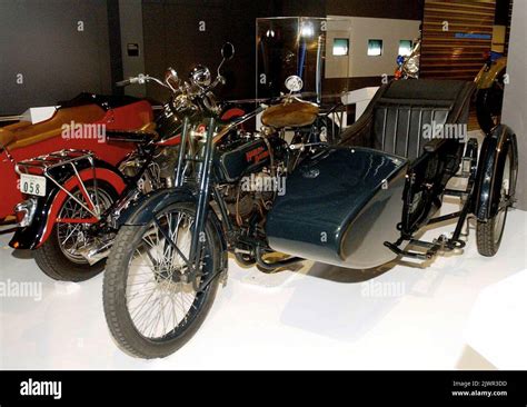 Pa Photosaap Uk Use Only The 1918 Harley Davidson J Outfit Oldest