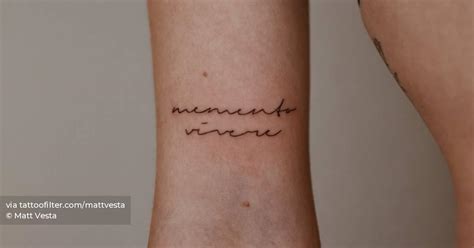 Memento Vivere Lettering Tattoo Handwritten On The