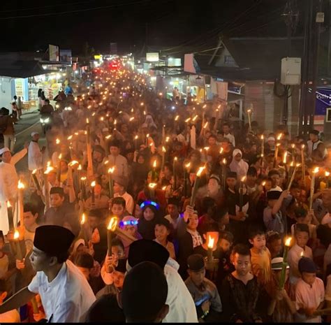 Pawai Obor Di Kecamatan Bukit Intan Iringi Kegembiraan Menyambut Bulan