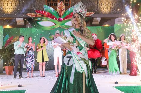 Andrea Es Coronada Como La Reina Gay FUERZA INFORMATIVA HUASTECA