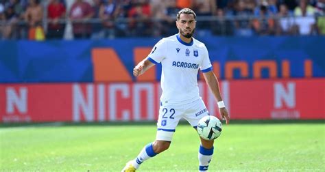 Auxerre Hamza Sakhi Prolonge Son Contrat Off