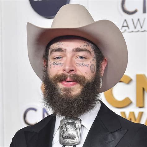 Post Malone Shows Off His Lb Weight Loss At The Cma Awards