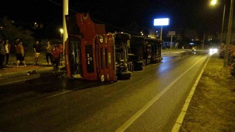 Mersin de yağışlı hava kazaya neden oldu Son Dakika