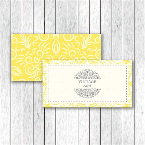 Ensemble De Deux Cartes De Mandala Floral Ornemental Vecteur Premium