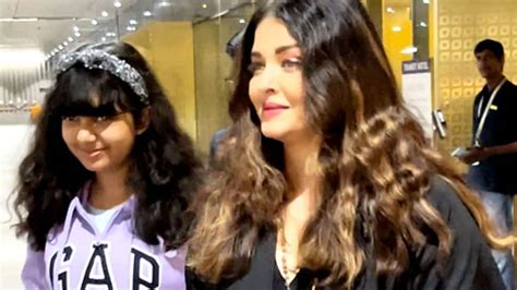 Aishwarya Rai Aaradhya And Abhishek Bachchan Papped At Airport