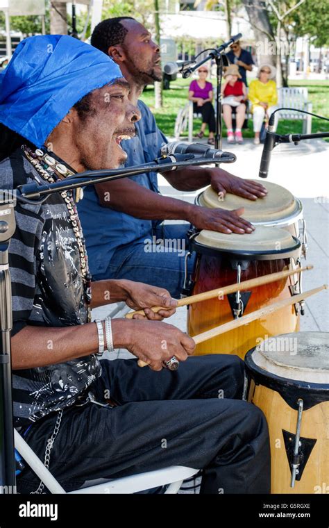 Miami Beach Floridahaitianadultadultsman Men Maledrummersinger